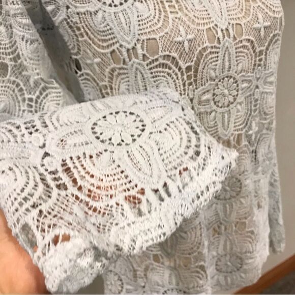 Long sleeve faded blue lace see through top - Picture 4 of 14